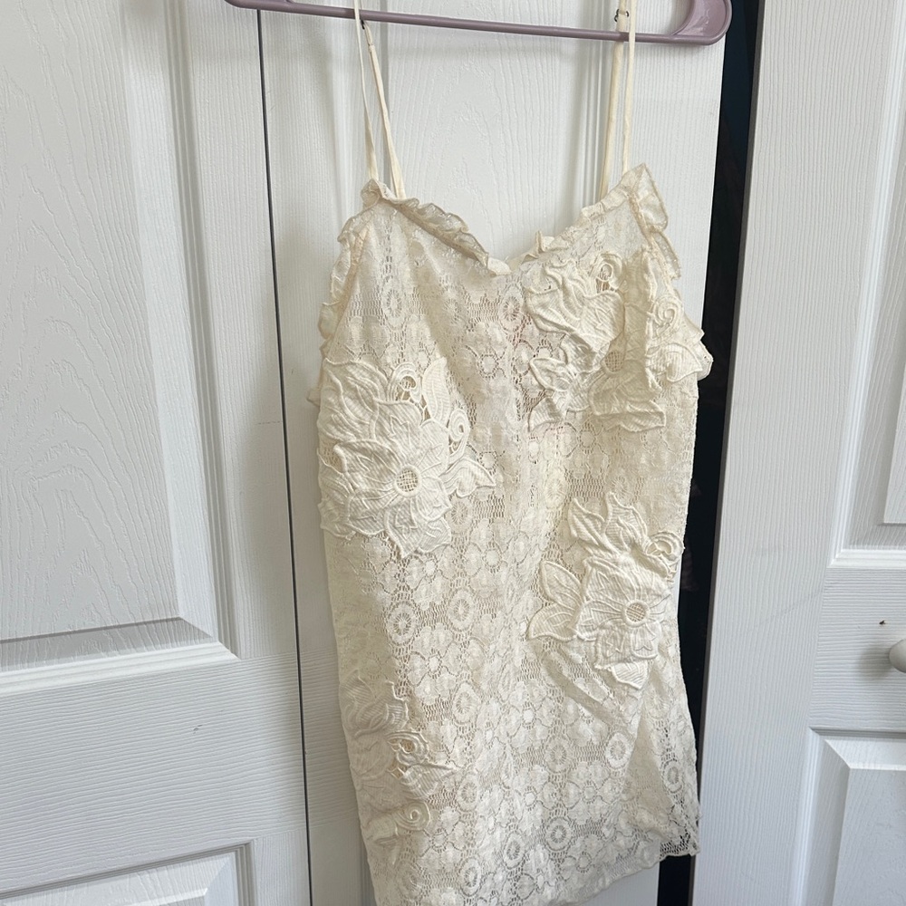 Elegant Cream Lace Tank Top